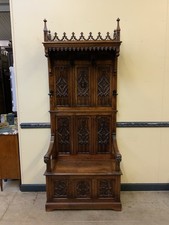 Antike neogotische garderobe - ,