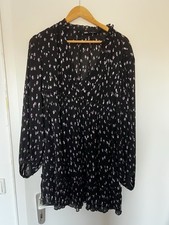 Kurzes Kleid Zara Schwarz mit