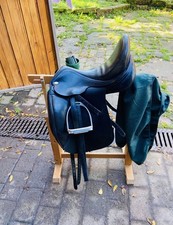 Dressursattel 18 Zoll, Schwarz, Weite Kammer