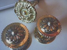 3 Knauf Messing poliert massiv