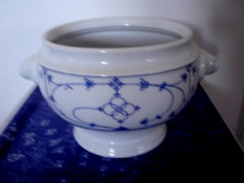 Grosse Terrine Löwenkopf