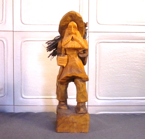 Holzfigur geschnitzt - , "