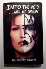 ACE FREHLEY Buch "INTO THE VOID... with Ace Frehley" 2004 v. Wendy Moore ! KISS