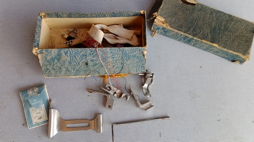 Antik karton alte schachtel - karton/alte,