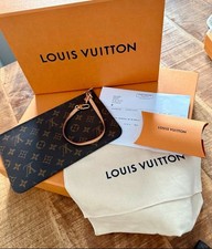 Louis Vuitton Pochette aus Neverfull Monogram beige -Neu-