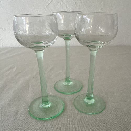 Drei kleine schnaps kläser - drei,