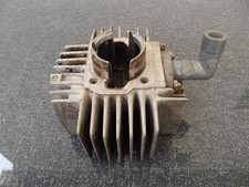 original Puch Maxi Zylinder mit 12er Ansaugstutzen defekt