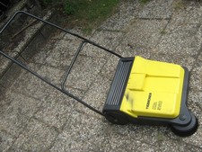 Kärcher KM550 Kehrmaschine Putzmaschine Handkehrmaschine