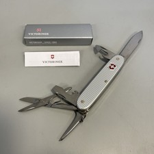 Victorinox Pioneer X Alox -