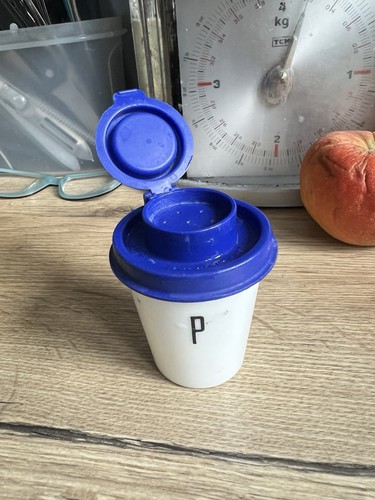 Tupperware wichtel salzstreuer - wichtel,
