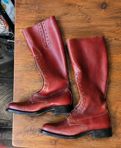 Brand new leather rcmp boots - new,