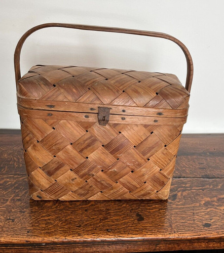 Vintage weidenkorb aus bambus - vintage,