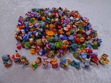 Ca. 300 Überraschungseier