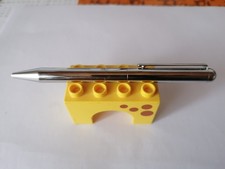 Wertiger  Metall Kugelschreiber mit Öse zum Hängen Anschauen