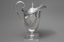 Kleiner Krug mit Deckel, verm