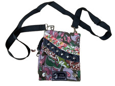 Handgefertigte kleine Umhängetasche von ZAND Amsterdam