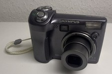 Olympus SP-320 Digital Camera