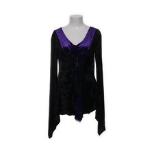 Laughing Vampire, Tunika