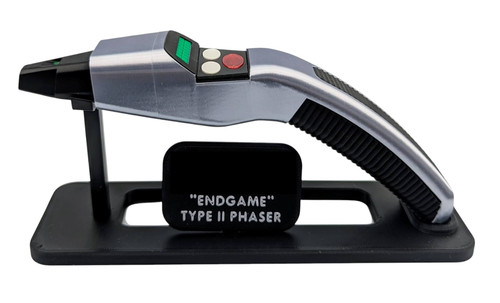 Star trek voyager - voyager, dolphin