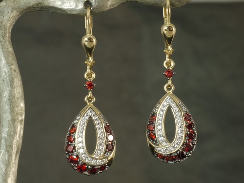 585 gold ohrringe mit granat - 585,