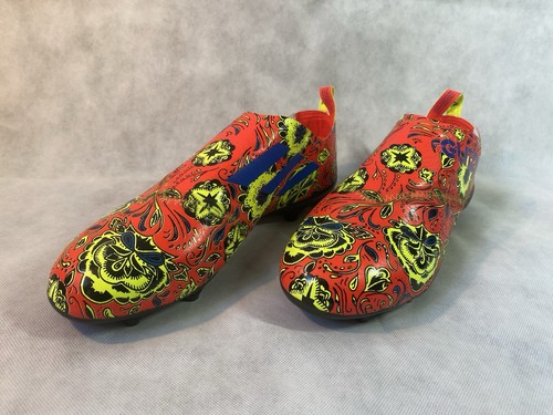 Adidas glitch world nur - adidas,