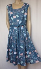 Laura Ashley Kleid 44 46 blau