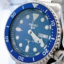 Seiko 5 Sports Armbanduhr 4R36
