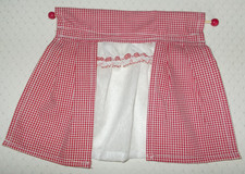 Gardine Rot Weiß Kariert 20 x 20 cm auf Gardinenstange ? Puppenstube