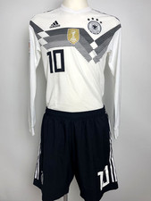 Original match worn DFB Spielertrikot+Spielerhose Özil 2017 gegen England