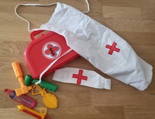 Arztkoffer Doktor Set  Kinder Krankenschwester Schürze und Hut  EGMONT TOYS