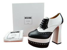 Moschino High Heel Schnürer