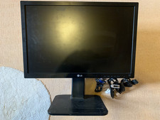 LG, PC, Monitor | Schwarz | 24" | Verstellbarer Fuß | viele Kabel |Funktioniert