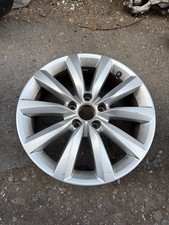 17-inch alloy wheel 7Jx17 ET