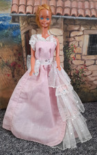 Barbie  " altrosa Ballkleid