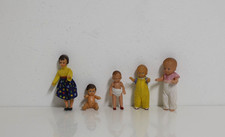 Fünf Ari Püppchen Puppen