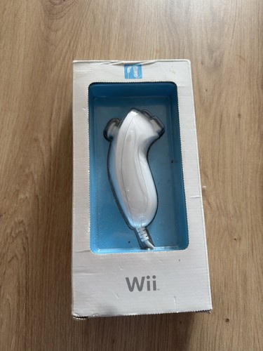 Nintendo wii nunchuk - wii,