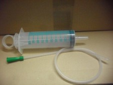 1 x Spritze 100ml +  Schlauch