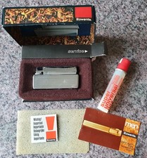 Altes Rowenta Gasfeuerzeug in Originaler Verpackung und Inhalt.