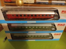 H0 Personenwagen, 3x PIKO Expert, Waggonset /5822 1A,1B,1C