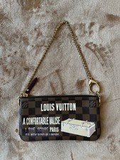 Louis Vuitton Mini Pochette