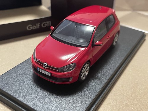 Schuco vw golf - 1:43,