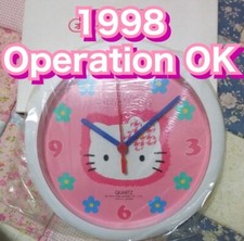 Hello Kitty Wanduhr unbenutzt
