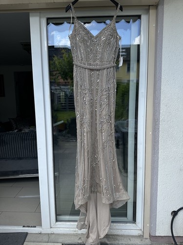 Abendkleid nude mit