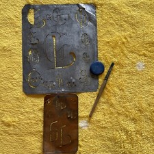 Große Monogramm Schablone GL