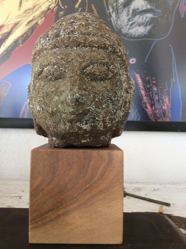 Buddhakopf aus granitstein - aus,