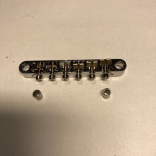 Gitarren Brücke passt für alte Les Paul/ Exzentrische Tüllen Red. von 6 auf 4mm
