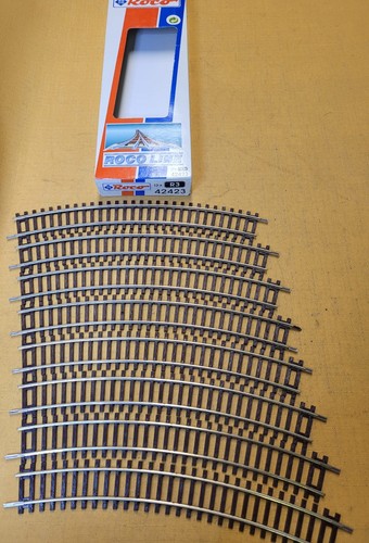 Roco line gleis geboge - gleis,