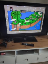 SNES - Super Nintendo Konsole mit 1 Controller + Super Mario World (B)