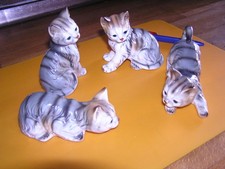 Katzen Porzellan Figurenset