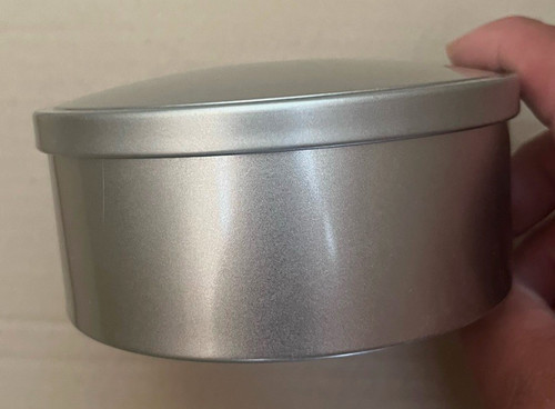 Runde vorratsdose aus metall - runde,